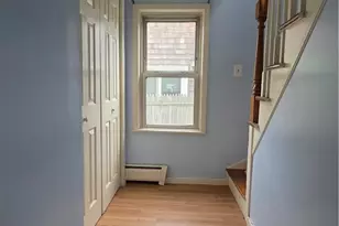 18 Glen St, East Providence, RI 02915 - Photo 12