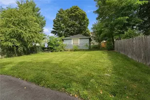 56 Locust St, Providence, RI 02906 - Photo 26
