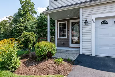 1027 Providence Street #7A, West Warwick, RI 02893 - Photo 2
