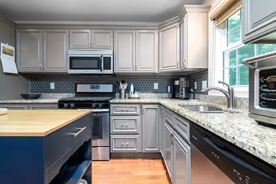 1027 Providence Street #7A, West Warwick, RI 02893 - Photo 6