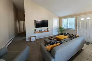 208 Greeley St, Providence, RI 02904 - Photo 2