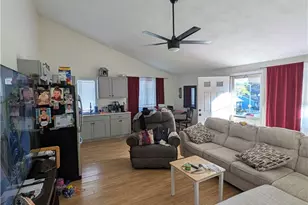 208 Greeley St, Providence, RI 02904 - Photo 10