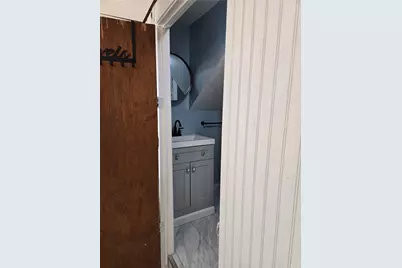 392 Benefit Street #2nd floor, Pawtucket, RI 02861 - Photo 10