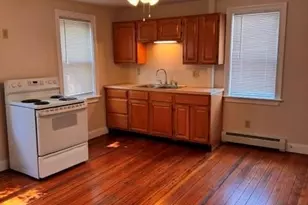 6 Goulding St, Providence, RI 02906 - Photo 4