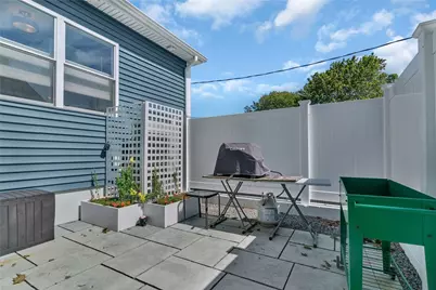 1 Coggeshall Avenue, Bristol, RI 02809 - Photo 8