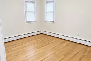 221 Hyde St, Cranston, RI 02920 - Photo 12