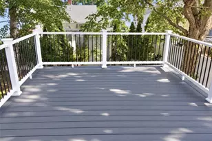 221 Hyde St, Cranston, RI 02920 - Photo 18