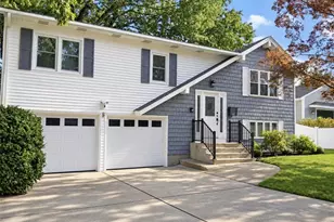 221 Hyde St, Cranston, RI 02920 - Photo 1