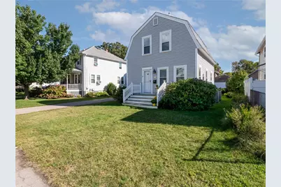17 Catalpa Avenue, East Providence, RI 02915 - Photo 2