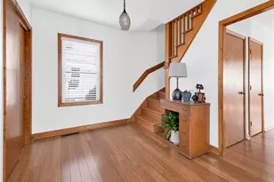 17 Catalpa Ave, East Providence, RI 02915 - Photo 4