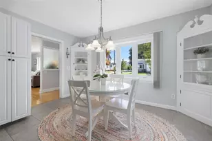 135 Arnold St, Lincoln, RI 02865 - Photo 4