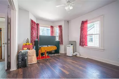 36 Hamilton Street, Providence, RI 02907 - Photo 6