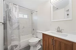30 Allen Ave, Pawtucket, RI 02860 - Photo 8