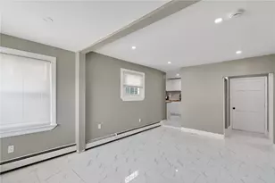 15 Baltimore St, Providence, RI 02909 - Photo 28