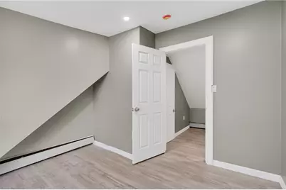 15 Baltimore Street, Providence, RI 02909 - Photo 24
