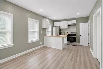 15 Baltimore Street, Providence, RI 02909 - Photo 14
