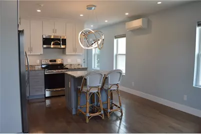 581 Central Avenue #3F, Pawtucket, RI 02861 - Photo 2