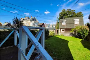676 Thames St, Newport, RI 02840 - Photo 24