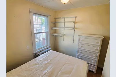 676 Thames Street, Newport, RI 02840 - Photo 18