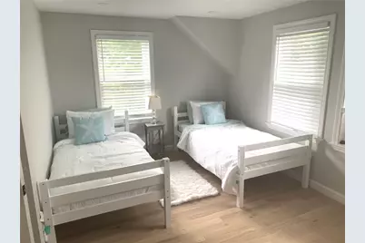 33 Van Zandt Avenue #1, Newport, RI 02840 - Photo 12