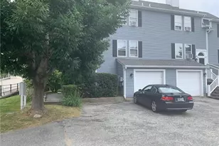 33 Van Zandt Ave, Newport, RI 02840 - Photo 20
