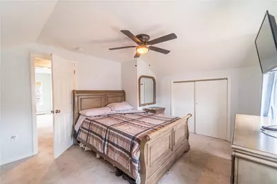 127 Boutwell Street, Pawtucket, RI 02860 - Photo 6