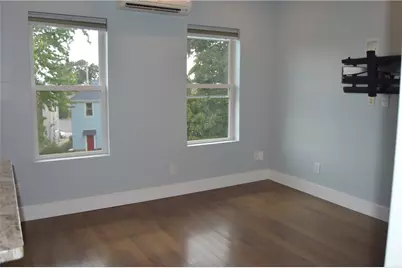 581 Central Avenue #3R, Pawtucket, RI 02861 - Photo 8