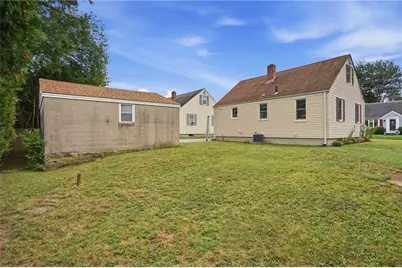 22 Larchmere Drive, East Providence, RI 02916 - Photo 6