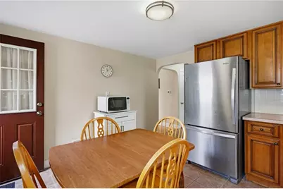 22 Larchmere Drive, East Providence, RI 02916 - Photo 8