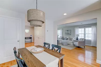 17 Clinton Street, Newport, RI 02840 - Photo 8