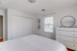 17 Clinton St, Newport, RI 02840 - Photo 22