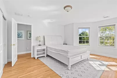 17 Clinton Street, Newport, RI 02840 - Photo 12