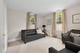 364 Bellevue Ave, Newport, RI 02840 - Photo 10