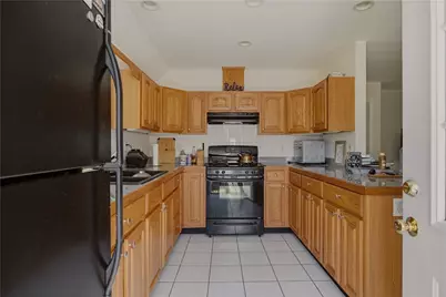 2801 East Main Road, Portsmouth, RI 02871 - Photo 16
