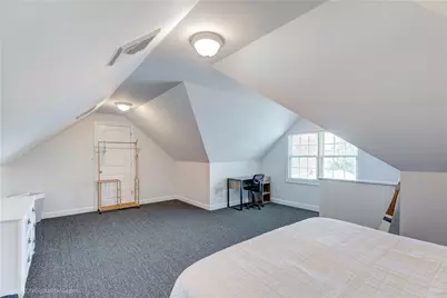 17 Clinton Street, Newport, RI 02840 - Photo 24