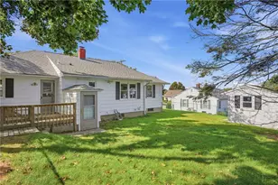 250 E View Ave, Cranston, RI 02920 - Photo 42