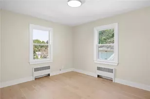 250 E View Ave, Cranston, RI 02920 - Photo 24