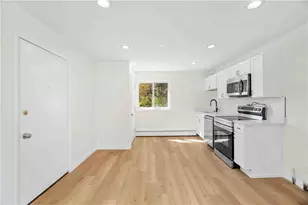 88 Prospect St, Lincoln, RI 02838 - Photo 14