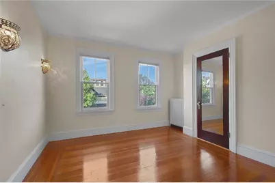 350 Broadway, Newport, RI 02840 - Photo 32