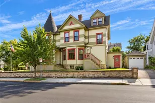 350 Broadway, Newport, RI 02840 - Photo 1