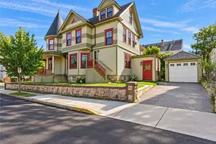 350 Broadway, Newport, RI 02840 - Photo 1