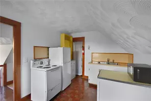 350 Broadway, Newport, RI 02840 - Photo 40