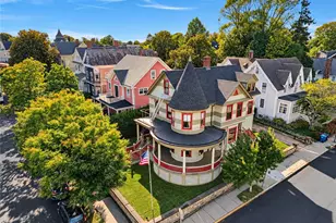 350 Broadway, Newport, RI 02840 - Photo 2