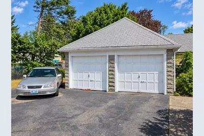 105 Dorman Avenue, North Providence, RI 02904 - Photo 22