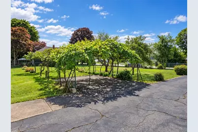 105 Dorman Avenue, North Providence, RI 02904 - Photo 26