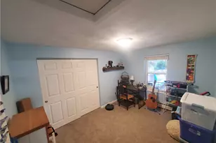 85 Shattock Ave, Warwick, RI 02886 - Photo 24