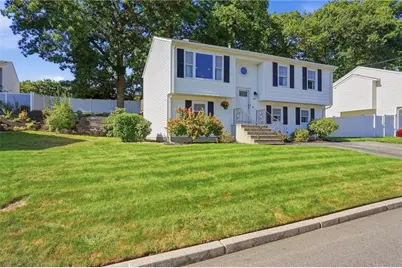 21 Lawnacre Drive, North Providence, RI 02911 - Photo 4
