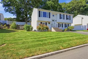 21 Lawnacre Dr, North Providence, RI 02911 - Photo 4
