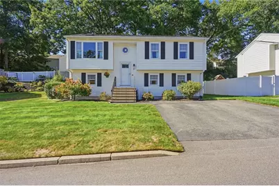 21 Lawnacre Drive, North Providence, RI 02911 - Photo 2