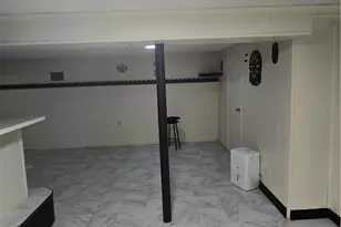 84 Roma St, East Providence, RI 02914 - Photo 14